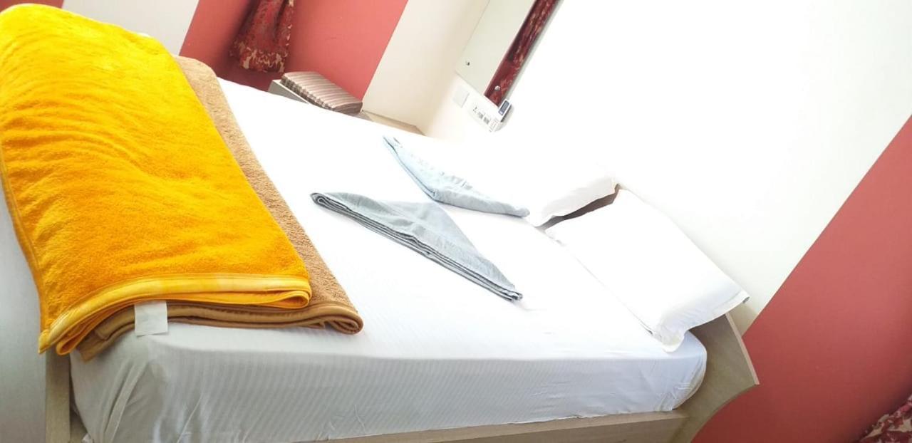 Mango Tree Homestay Hampi Bilik gambar