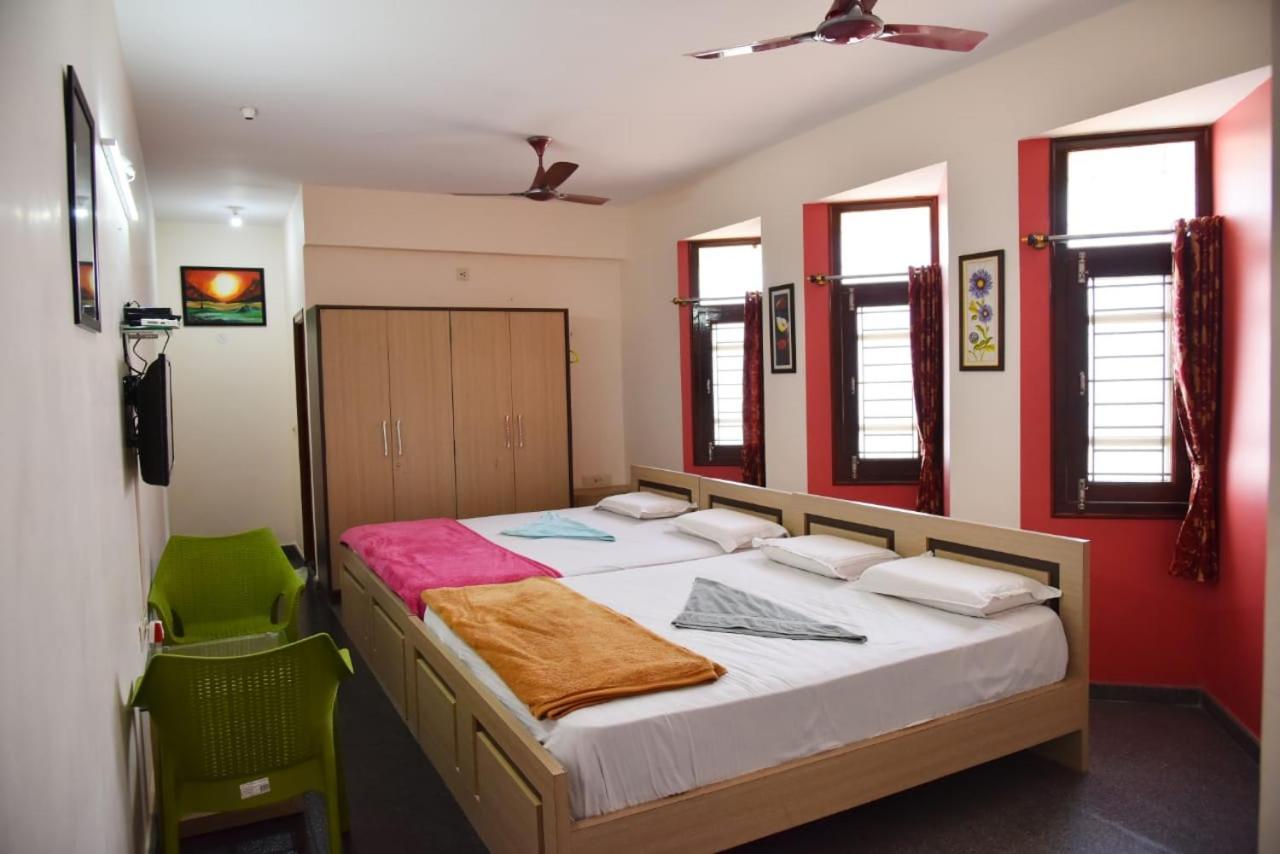 Mango Tree Homestay Hampi Luaran gambar