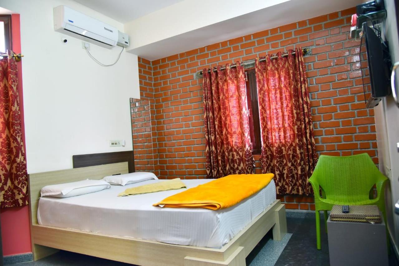 Mango Tree Homestay Hampi Luaran gambar