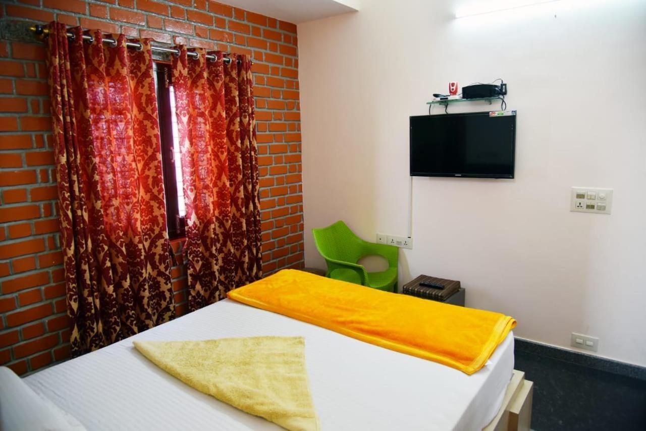 Mango Tree Homestay Hampi Luaran gambar